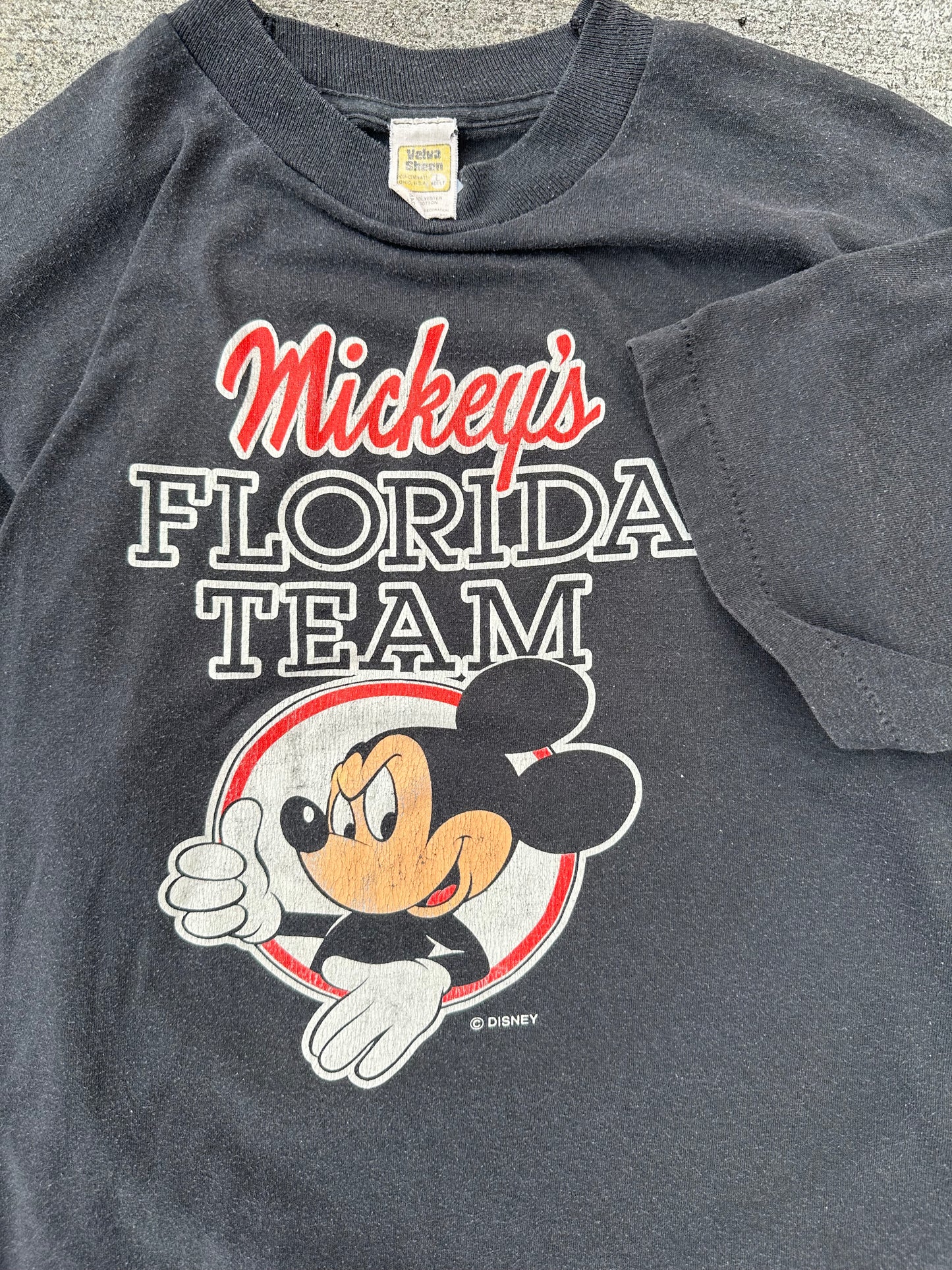 (L) 80’s Mickey Tee