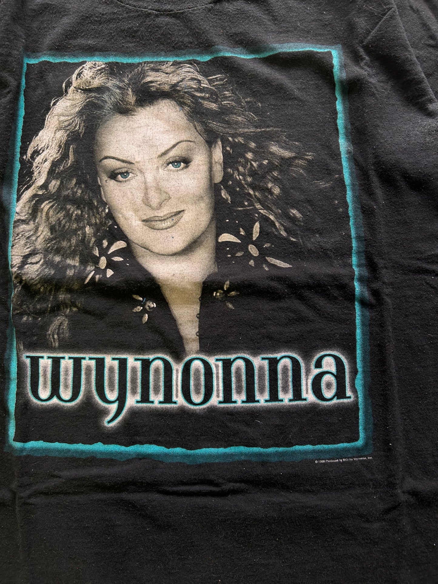 (XL) 90’s Wynonna Music Tee