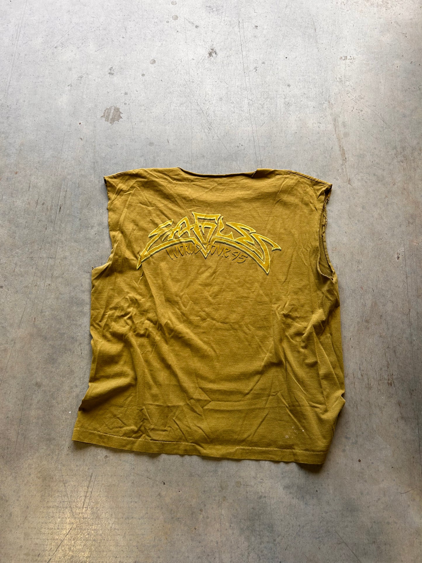 (XL) 90’s Thrashed Eagles Tour Tee